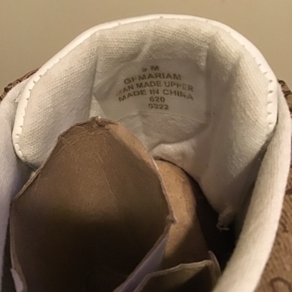 🔥GUESS, women’s size 9M, super clean, pre-owned, see photos - Picture 5 of 6